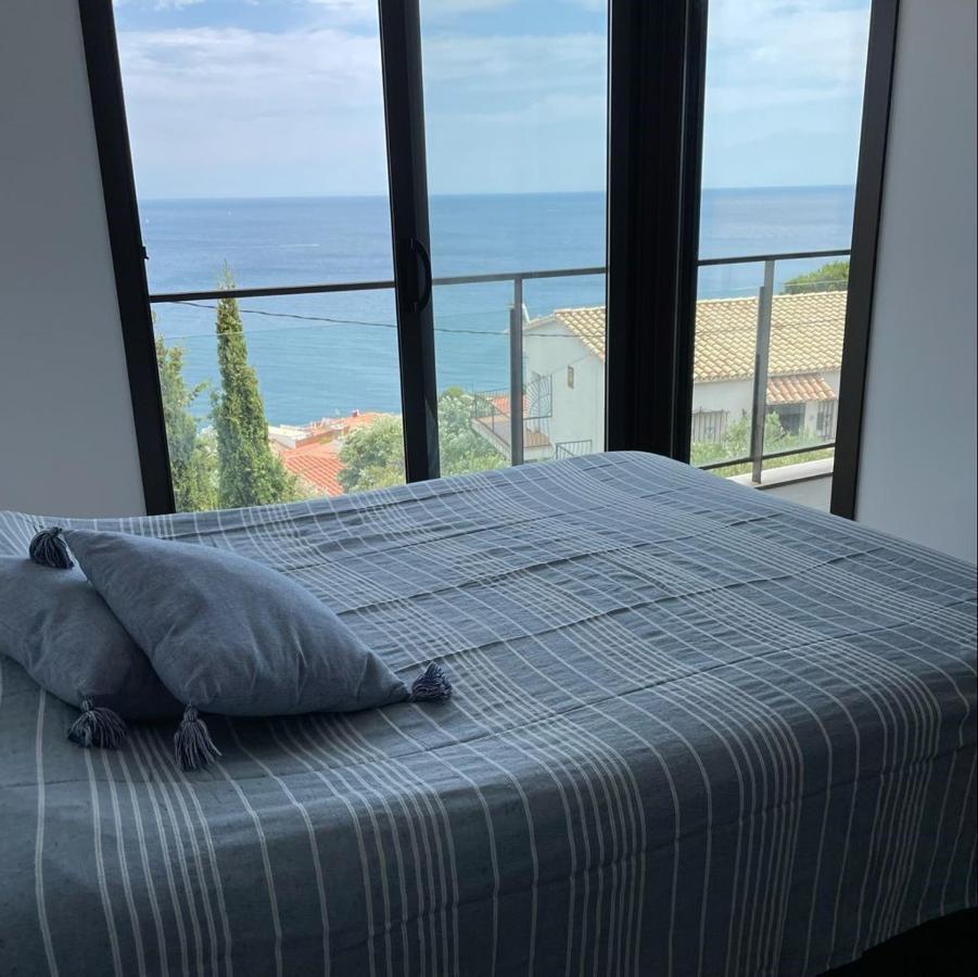 Apartment Sea View Llanca Ngoại thất bức ảnh